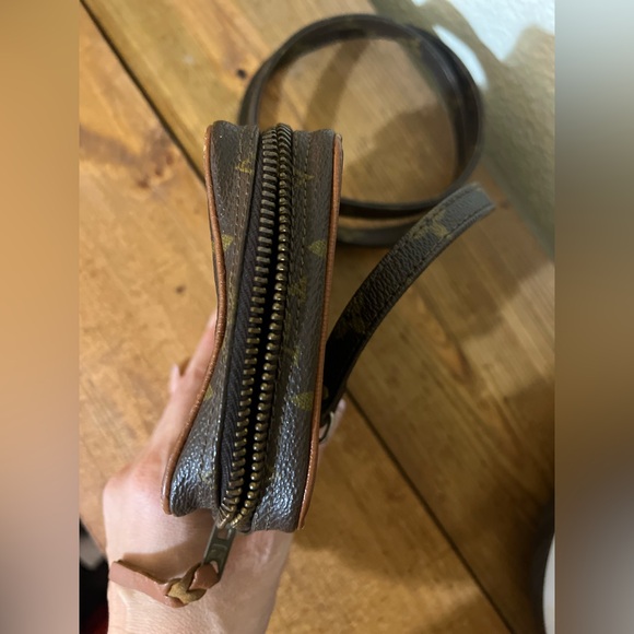 Louis Vuitton Monogram Mini Danube - Picture 6 of 12